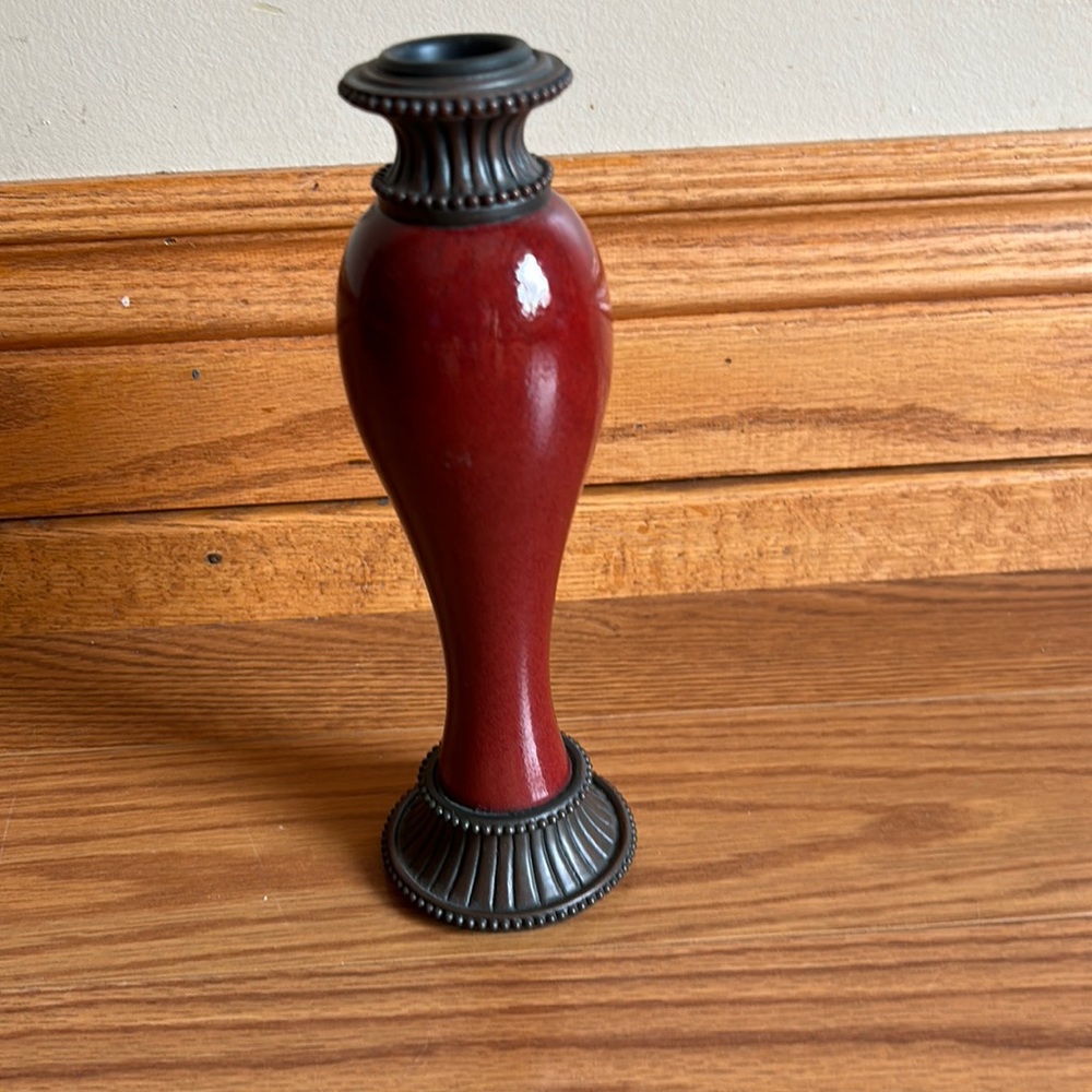 Candle holder